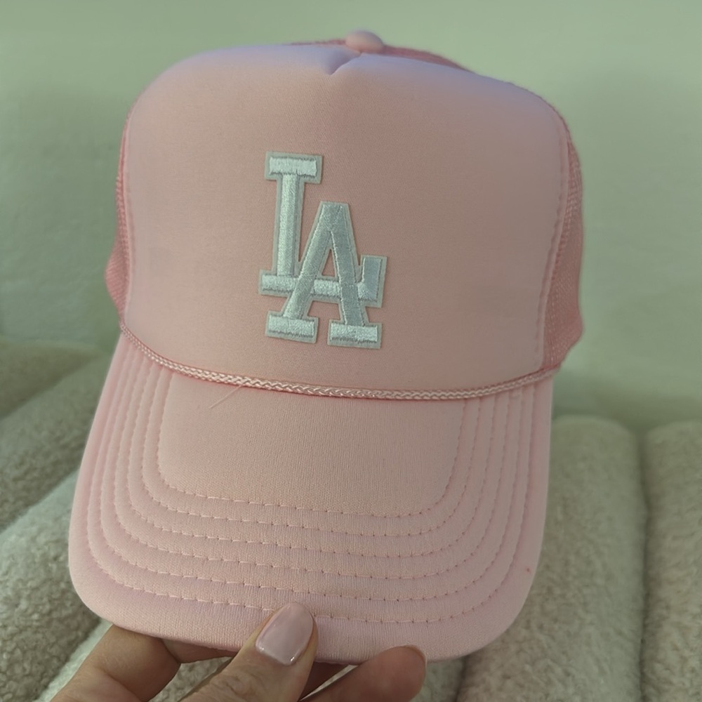 LA hat - Picture 4 of 4